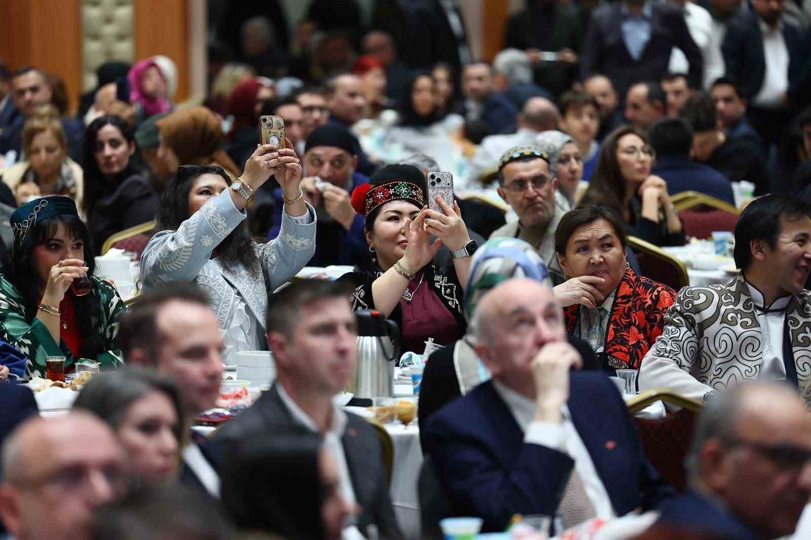 Türk dünyası ve Rumeli hemşehri dernekleri "Rumeli’den Türkistan’a Sivil Toplum Kuruluşları" iftarında buluştu
