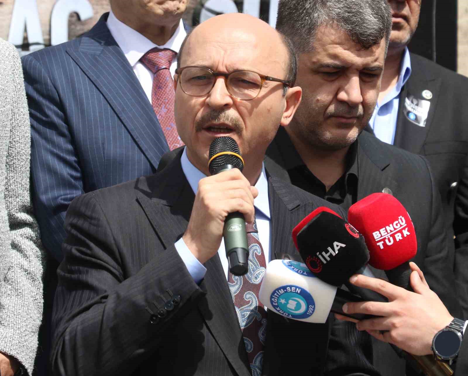 Türk Eğitim-Sen Genel Başkanı Geylan: "Okul polisi uygulaması istisnasız her eğitim kurumunda hayata geçirilmeli"
