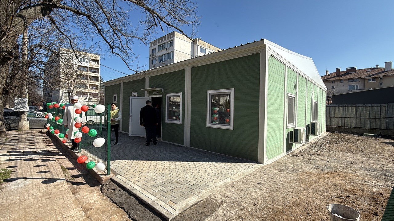 Türk hayırseverler Bulgaristan’da cami inşa ettirdi
