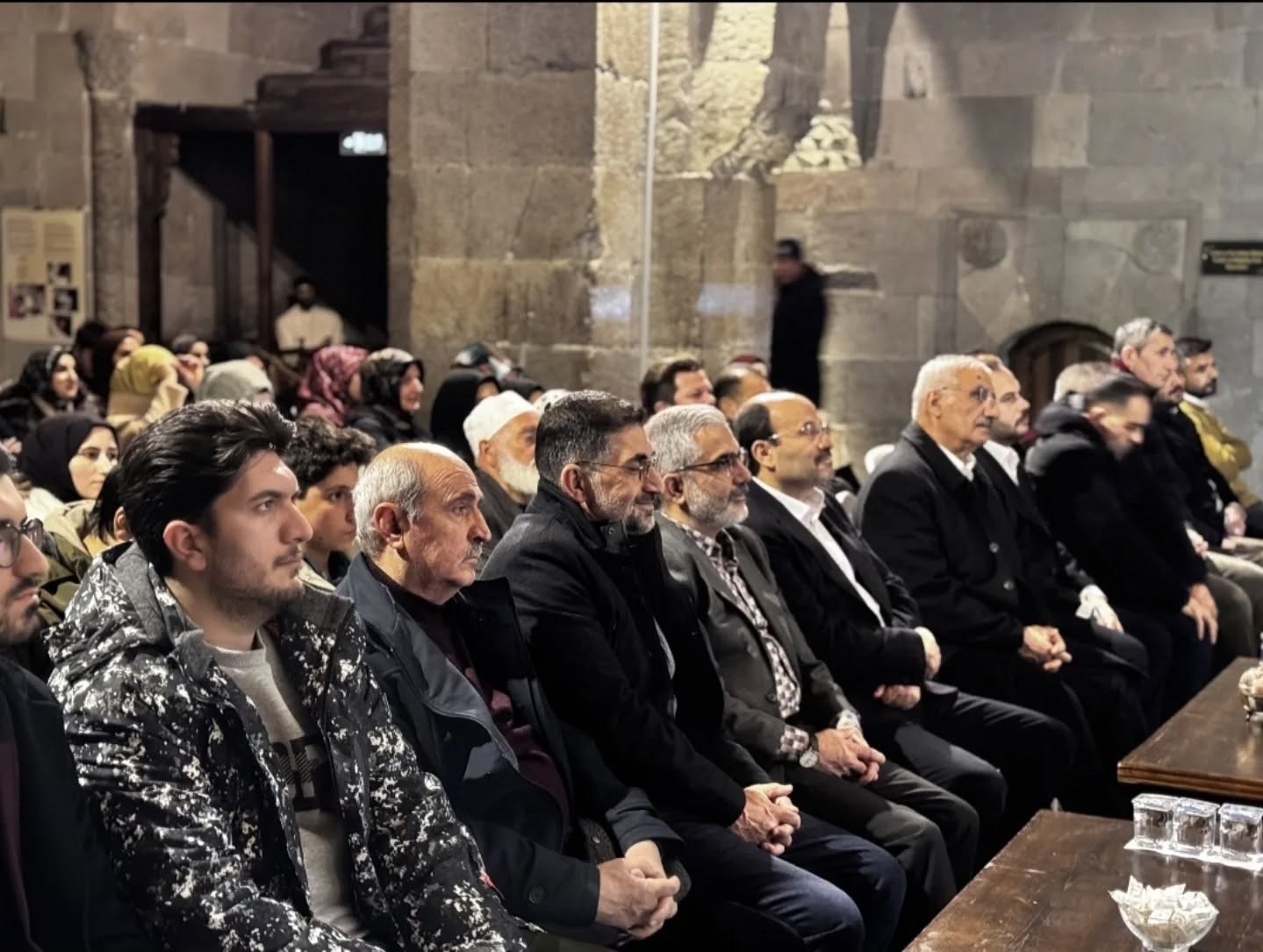 Türk İslam irfanının öncüsü Ahmet Yesevî’yi anlattı
