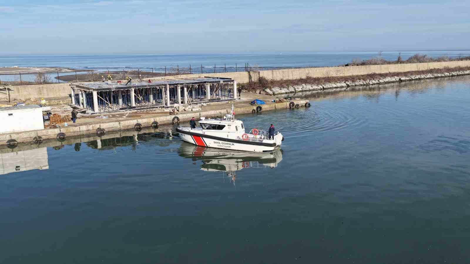 Türk karasuları Samsun’daki yüzen karakol ile daha güvende
