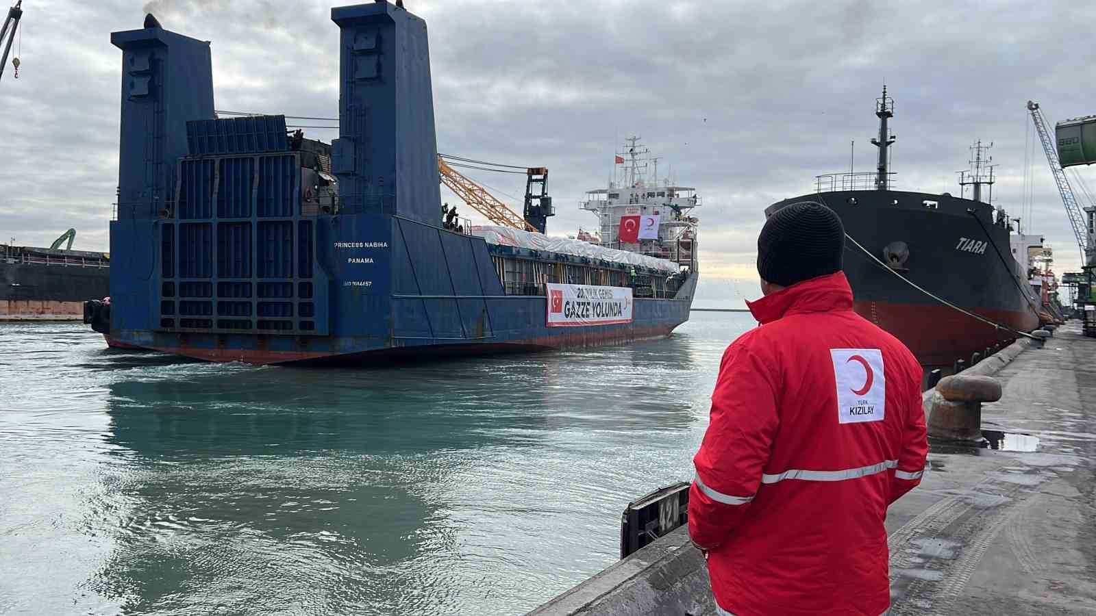 Türk Kızılay’ın 20. İyilik Gemisi Gazze için Mersin’den yola çıktı
Türk Kızılay’ın 20. İyilik Gemisi Gazze için Mersin’den yola çıktı