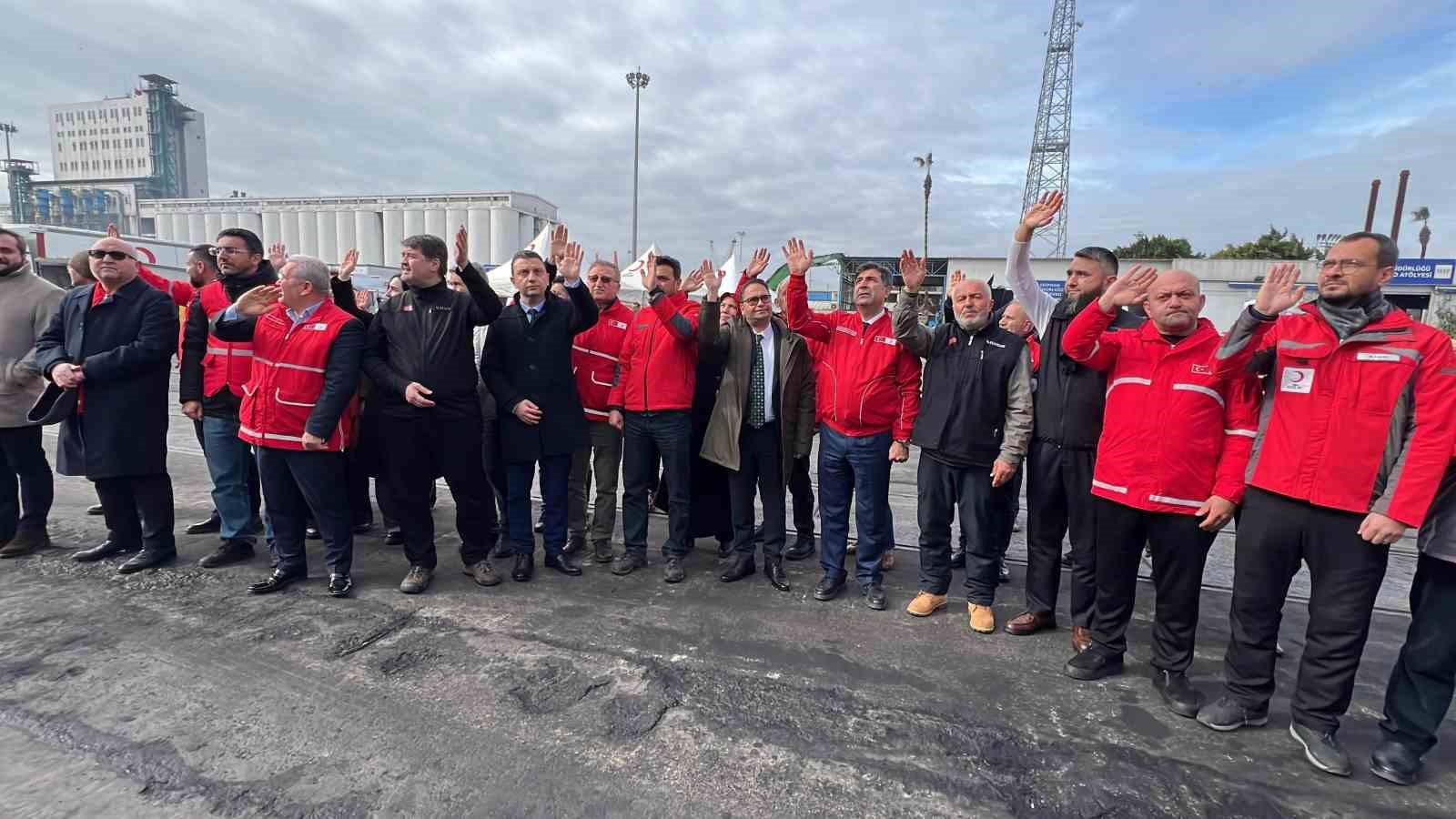 Türk Kızılay’ın 20. İyilik Gemisi Gazze için Mersin’den yola çıktı
Türk Kızılay’ın 20. İyilik Gemisi Gazze için Mersin’den yola çıktı