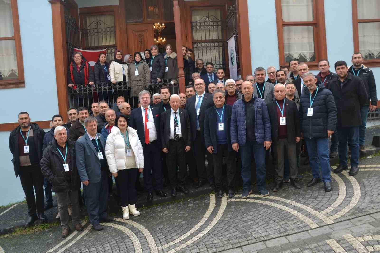 Türk Ocakları Balıkesir Şubesi 16. Olağan Genel Kurulunu yaptı
Türk Ocakları Balıkesir Şubesi 16. Olağan Genel Kurulunu yaptı