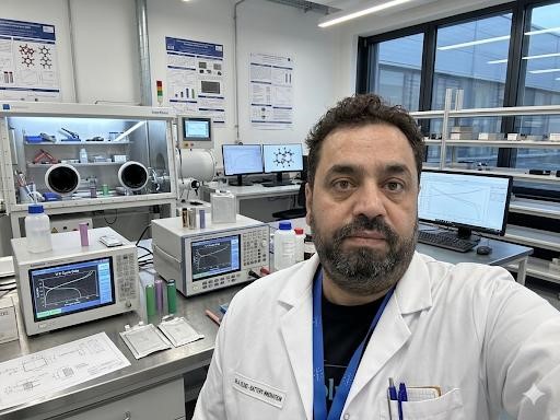 Türk profesörlerin yürüttüğü Sodyum-iyon batarya projesinde laboratuvar çalışmaları tamamlandı
