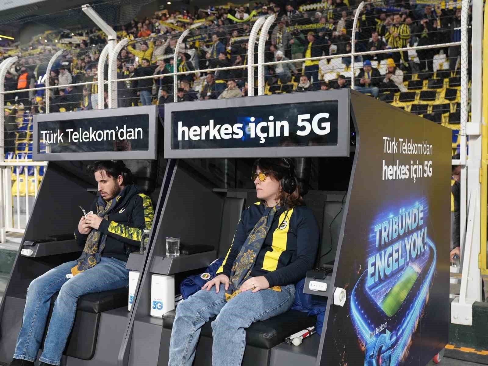 Türk Telekom, görme engelli bireylere 5G ile Engelsiz Tribün deneyimi sundu
