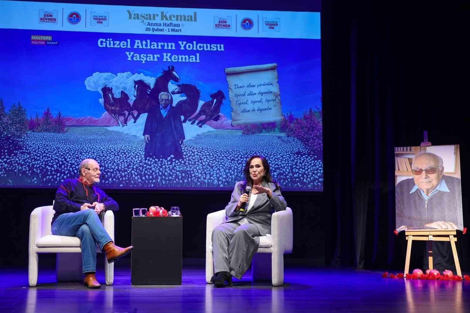 Türkan Şoray, Türk edebiyatının usta ismi Yaşar Kemal anma haftasında sevenleriyle buluştu
Türkan Şoray, Türk edebiyatının usta ismi Yaşar Kemal anma haftasında sevenleriyle buluştu