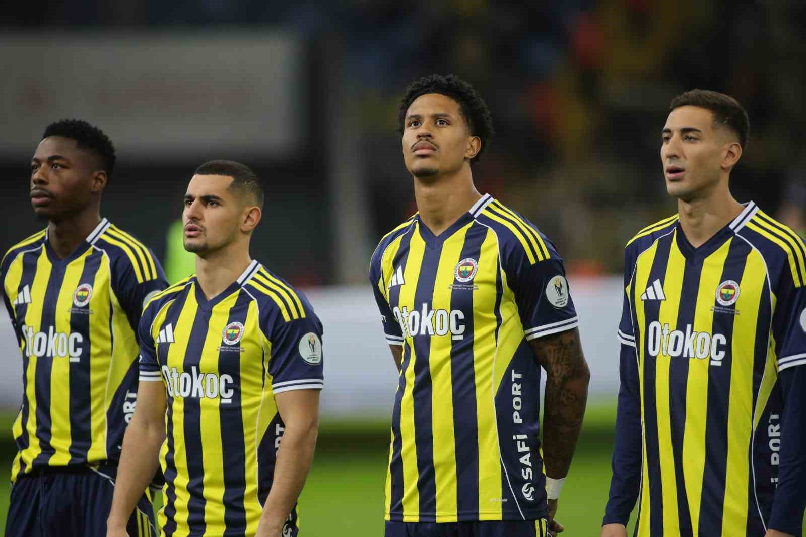 Turkcell Süper Kupa: Fenerbahçe: 1 - Samsunspor: 0 (Maç devam ediyor)
