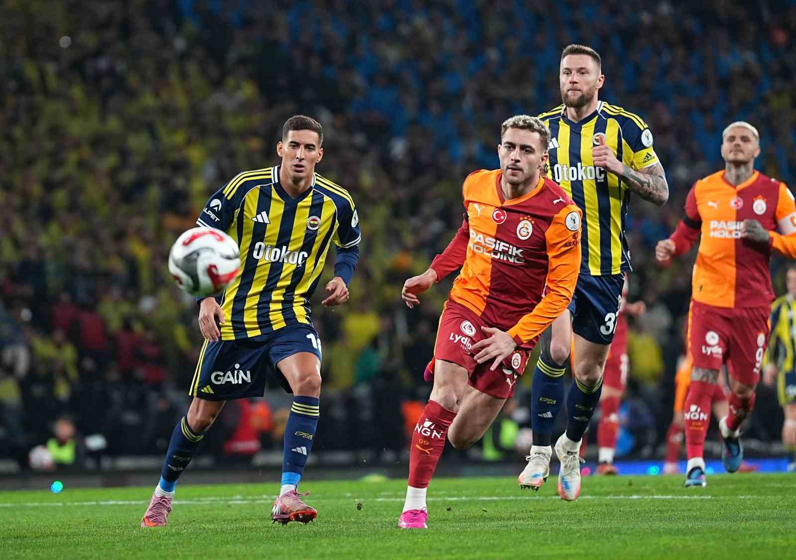 Turkcell Süper Kupa: Galatasaray: 0 - Fenerbahçe: 0 (Maç devam ediyor)
