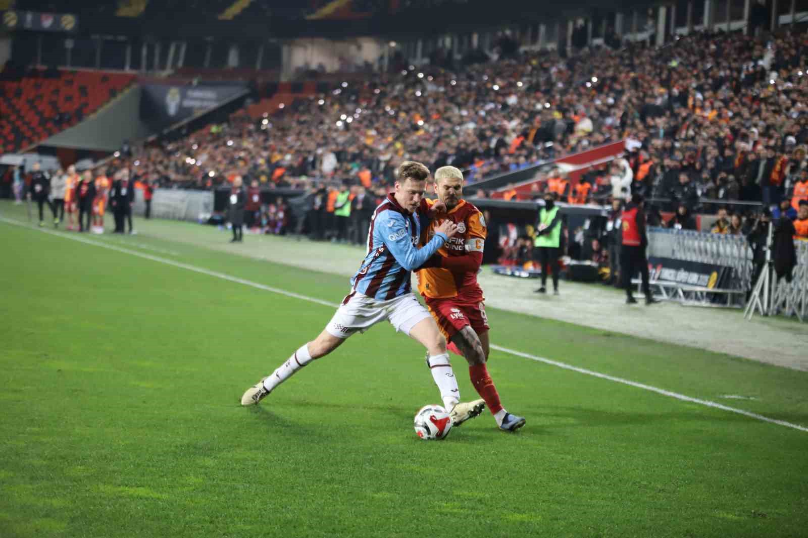 Turkcell Süper Kupa’da ilk finalist Galatasaray

