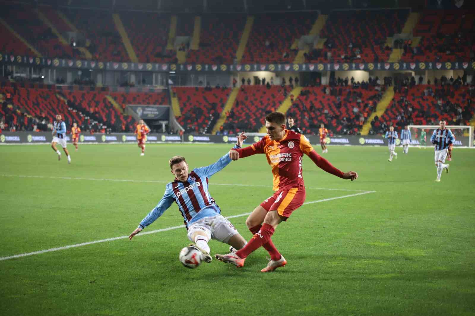 Turkcell Süper Kupa’da ilk finalist Galatasaray
