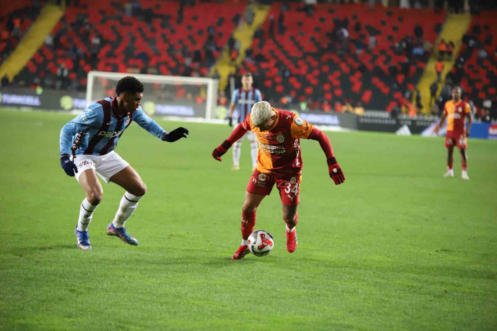 Turkcell Süper Kupa’da ilk finalist Galatasaray
