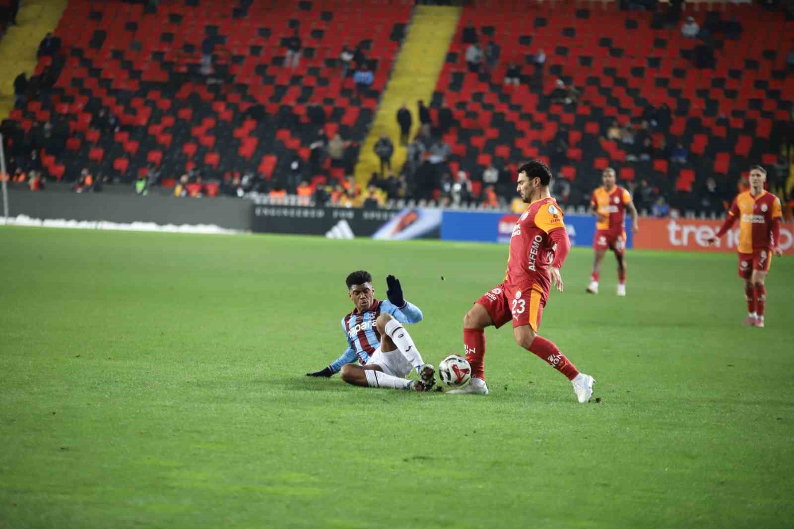 Turkcell Süper Kupa’da ilk finalist Galatasaray
