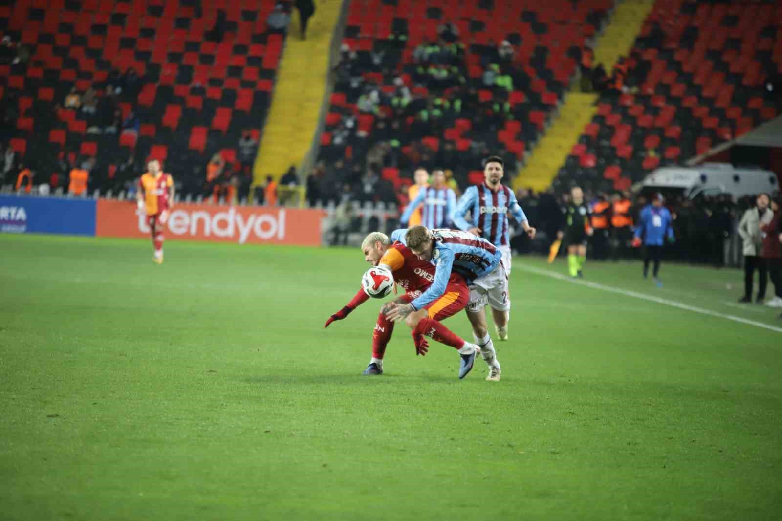 Turkcell Süper Kupa’da ilk finalist Galatasaray
