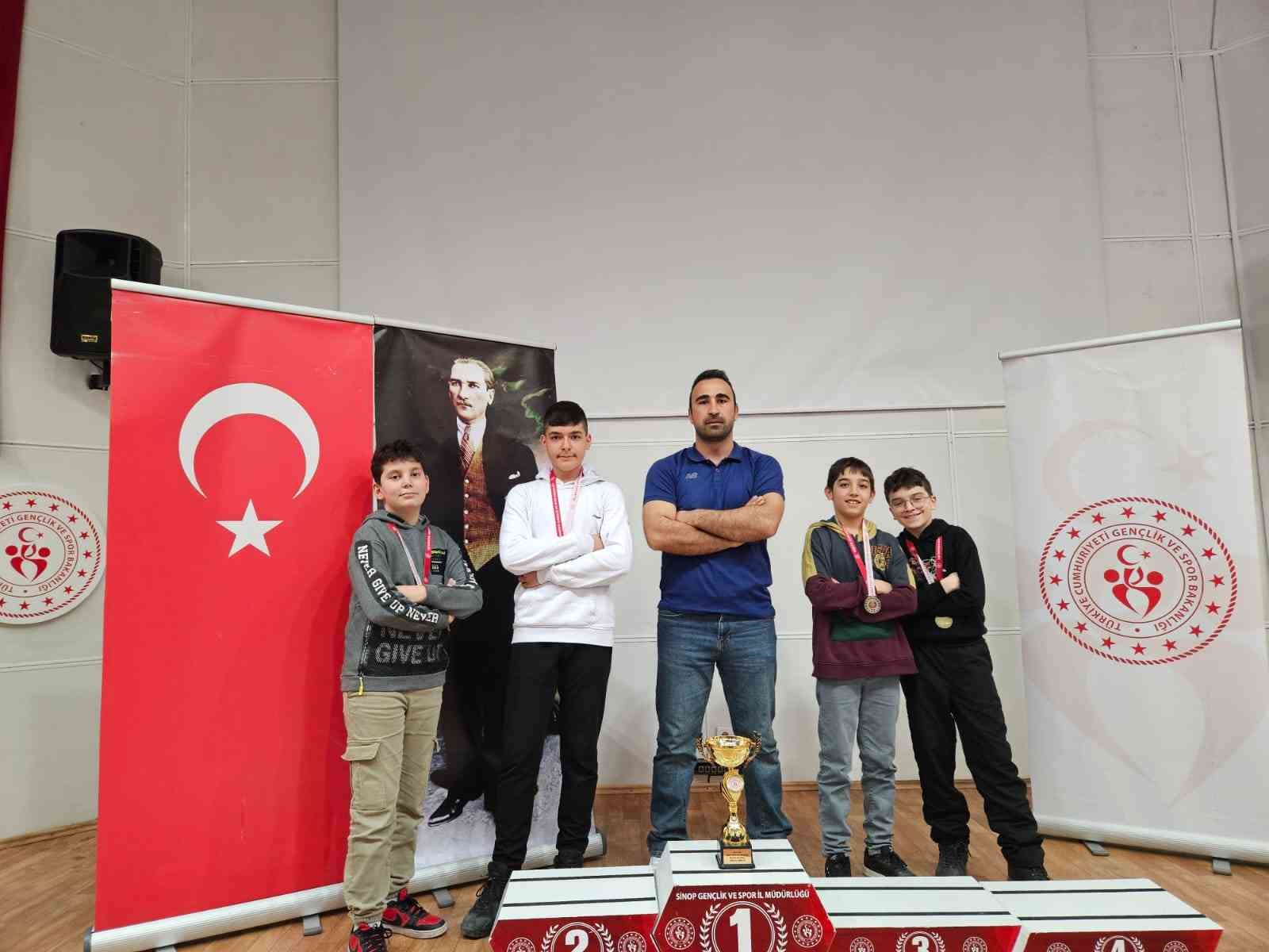 Türkeli, satrançta il şampiyonu oldu
