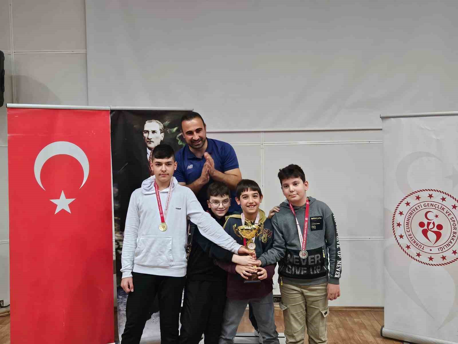 Türkeli, satrançta il şampiyonu oldu
