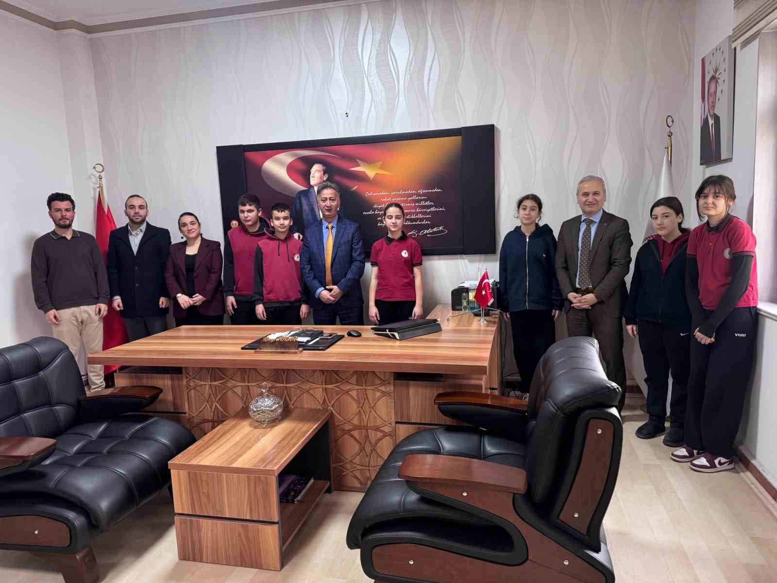 Türkeli’nin öğrencileri Avrupa’ya açılıyor
