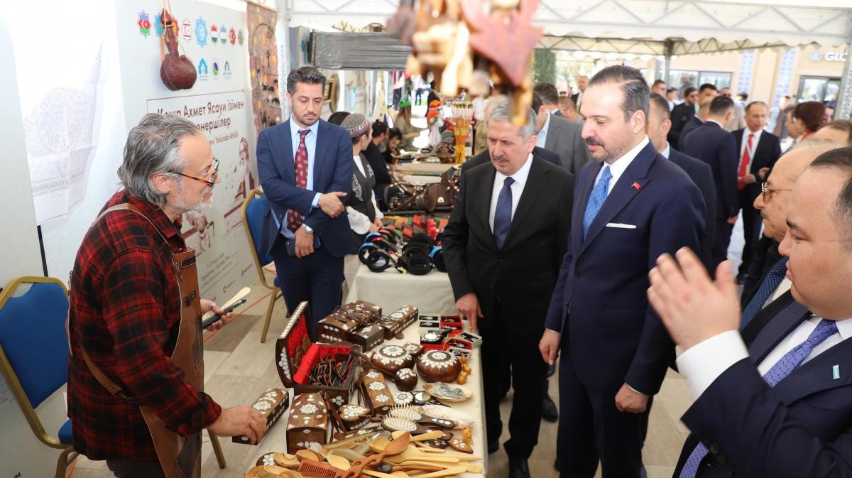 Türkistan’da "Hoca Ahmet Yesevi Yolunda Ahilik" sempozyumu geniş katılımla düzenlendi

