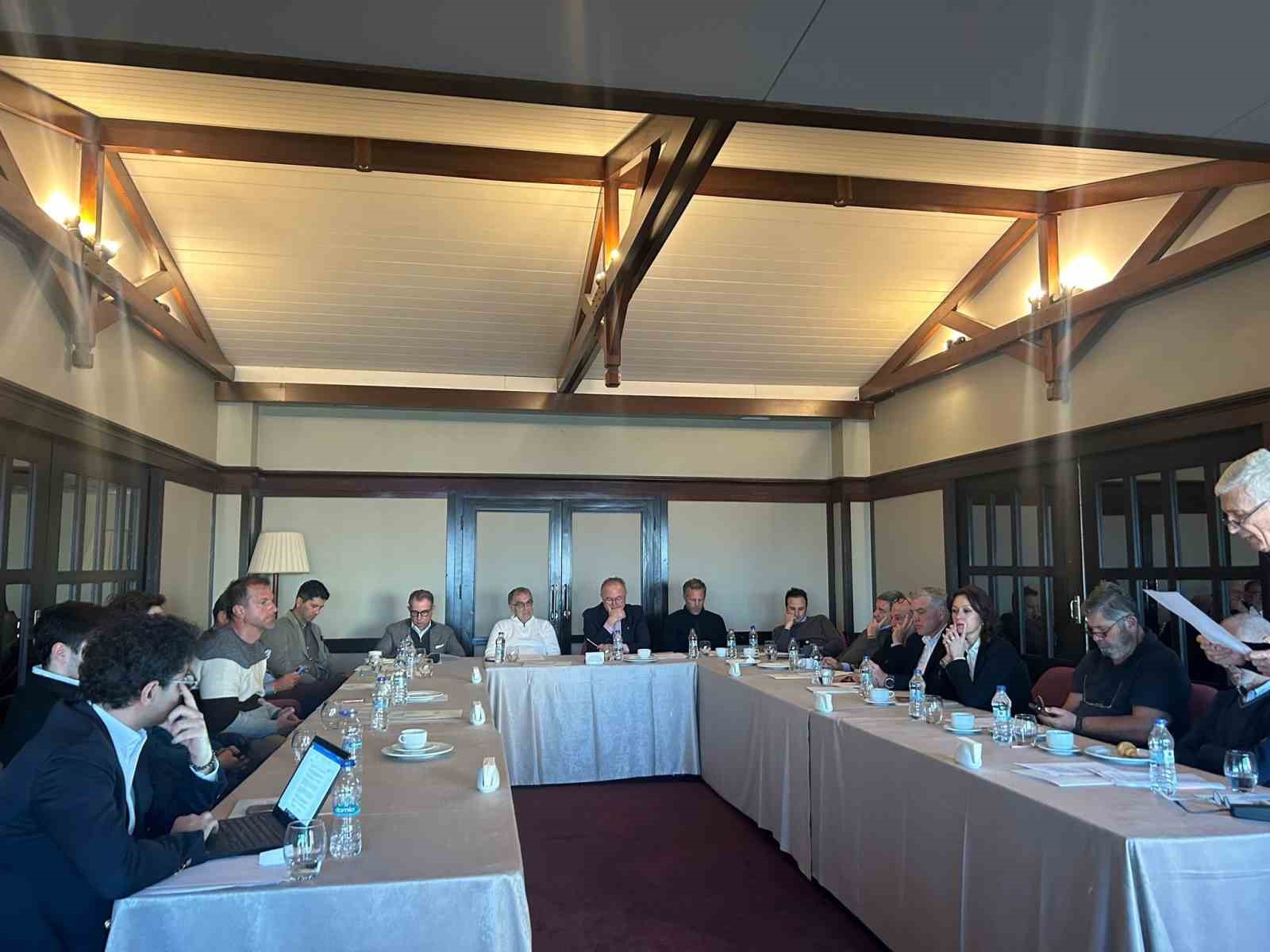 Türkiye Açıkdeniz Yarış Kulübü’nün yeni başkanı Ahmet Eker oldu
