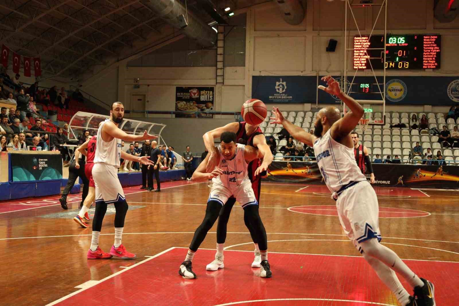 Türkiye Basketbol Ligi: Kocaeli BŞB Kağıtspor: 69 - Gaziantep Basketbol: 75
