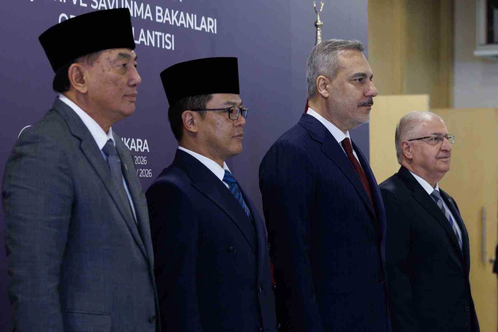 Türkiye-Endonezya Dışişleri ve Savunma Bakanları Ortak Toplantısı Ankara’da başladı
