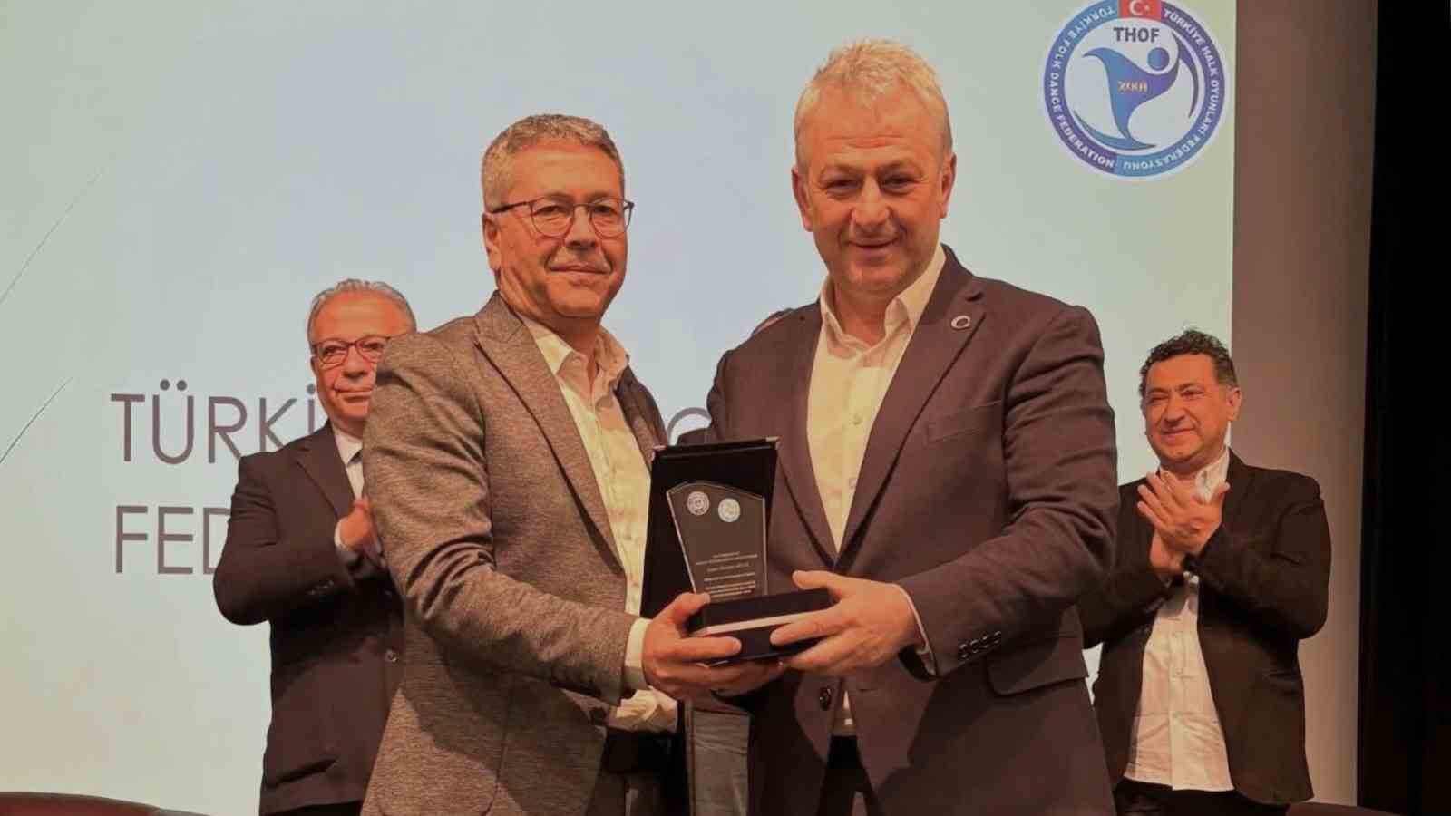 Türkiye Halk Oyunları Federasyonu Başkanı Hüseyin Güler EÜ’ye konuk oldu
