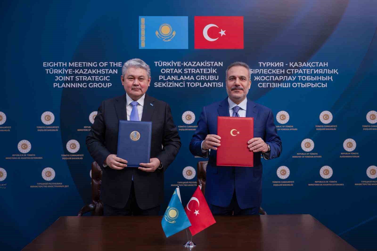 Türkiye ile Kazakistan Dışişleri Bakanlıkları arasında "2026-2027 İşbirliği Planı" imzalandı

