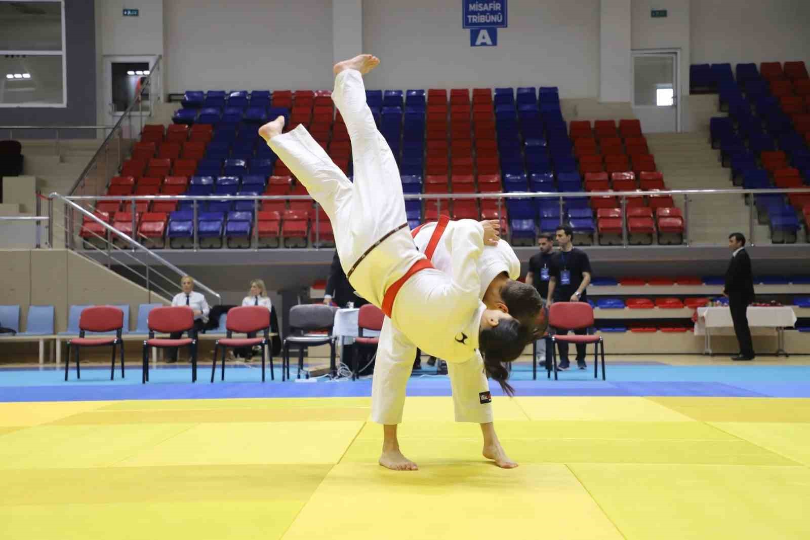 Türkiye Ju Jitsu Çocuklar Şampiyonası Karabük’te sona erdi
