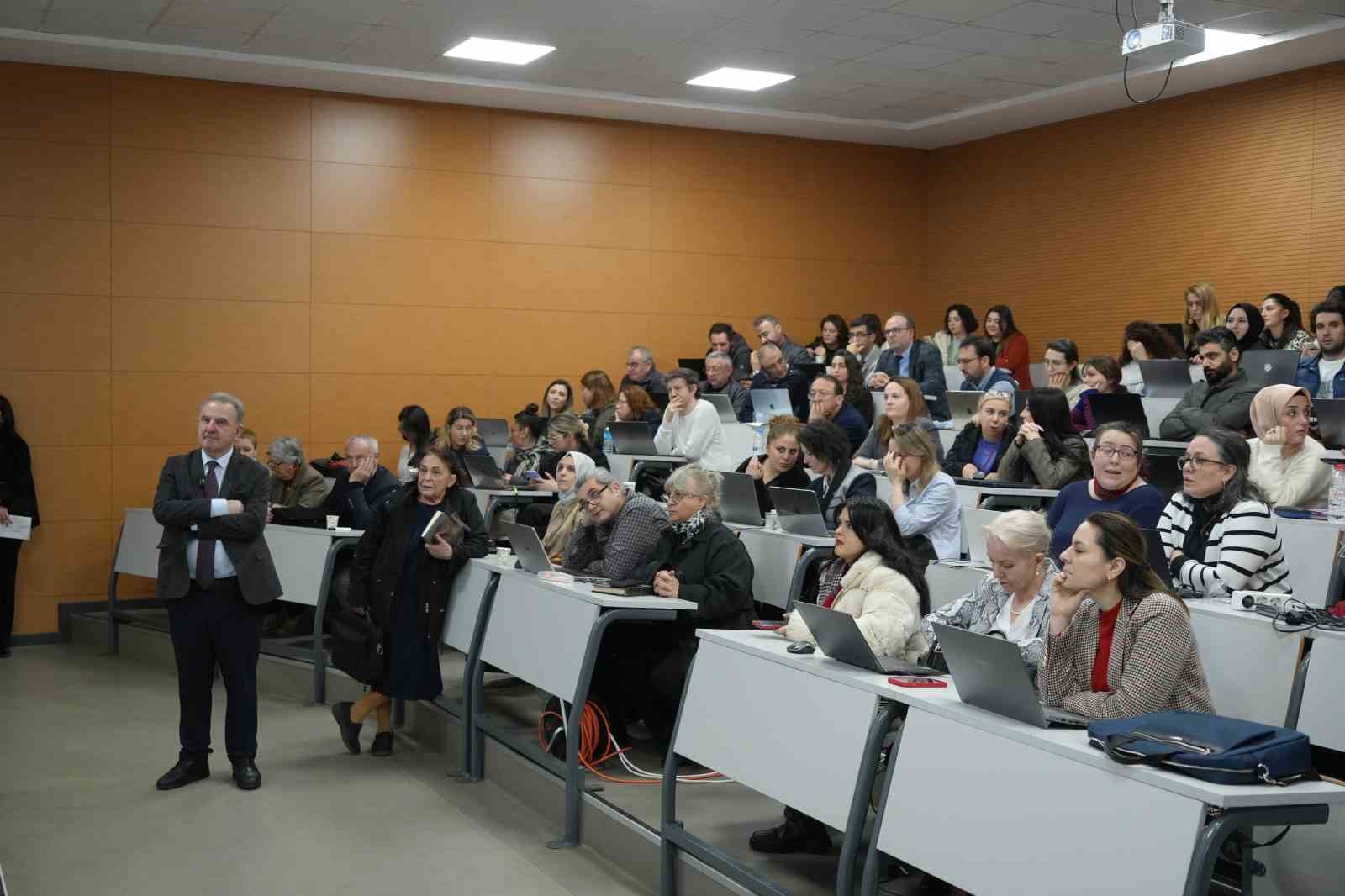 Türkiye’de bir ilk: Öğrenci başarısı artık yapay zeka takibinde
Türkiye’de bir ilk: Öğrenci başarısı artık yapay zeka takibinde