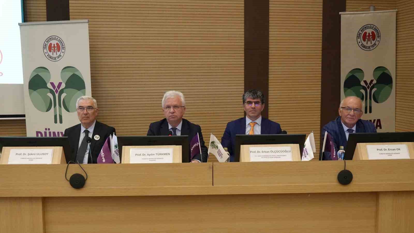 Türkiye’de her 7 kişiden biri böbrek hastası
