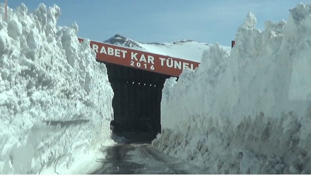 Türkiye’de kar rekoru: Kar kalınlığı 4 metreye yaklaştı
