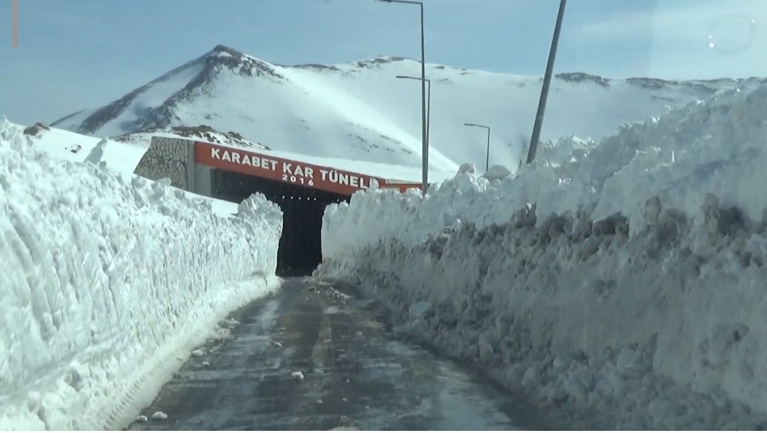 Türkiye’de kar rekoru: Kar kalınlığı 4 metreye yaklaştı
