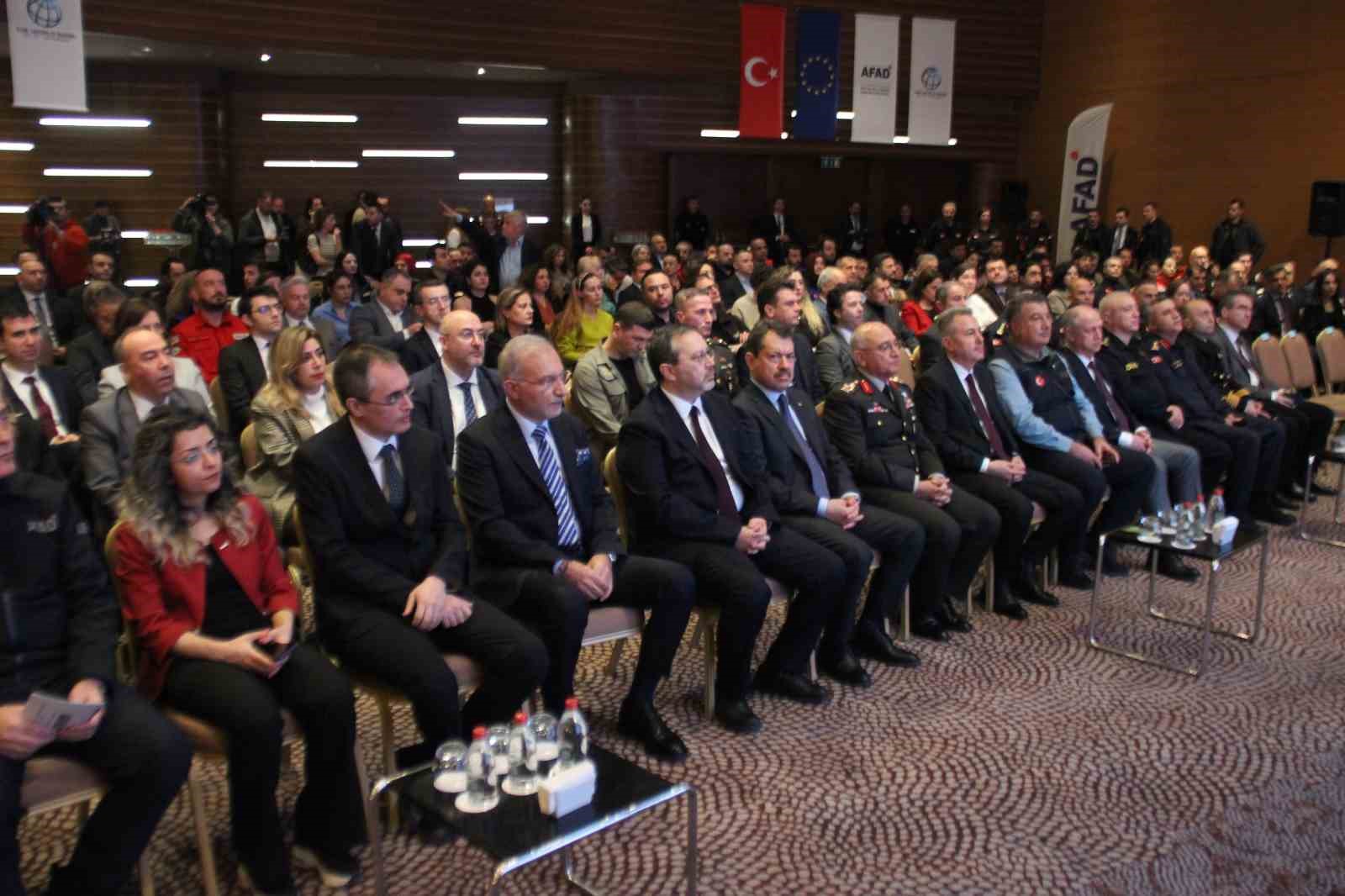 Türkiye’nin deprem haritası güncelleniyor: 600 aktif fay kapıda
