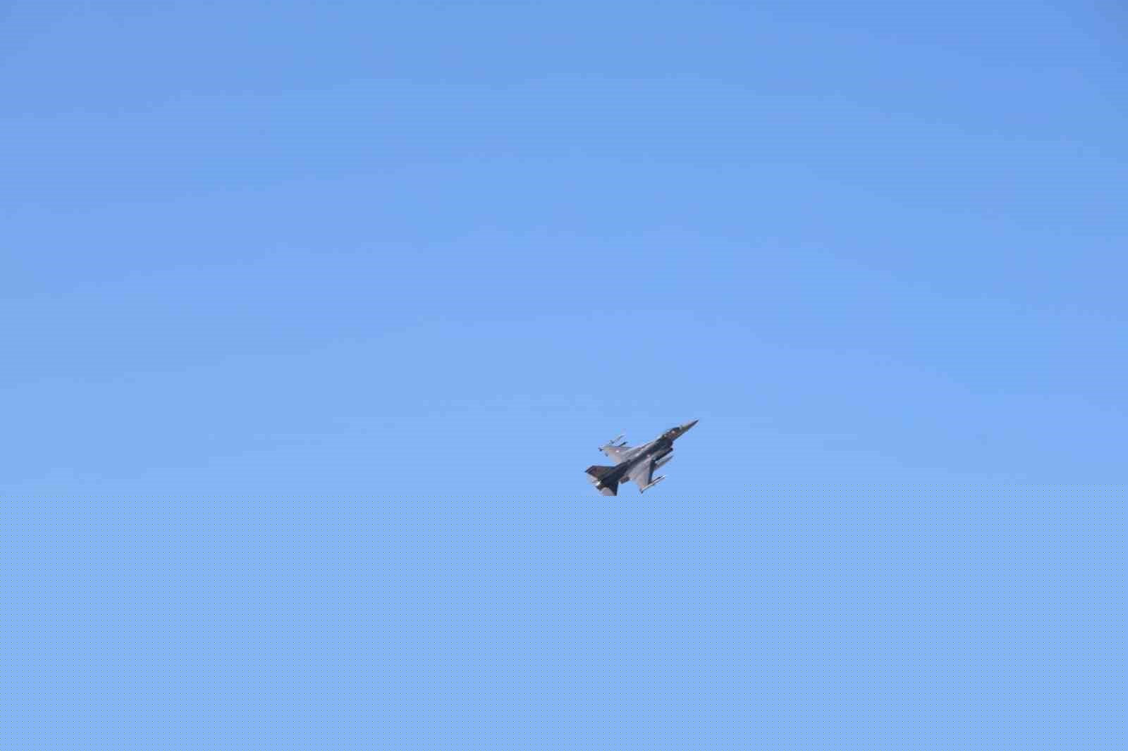 Türkiye’nin gönderdiği F-16’lar KKTC’de
