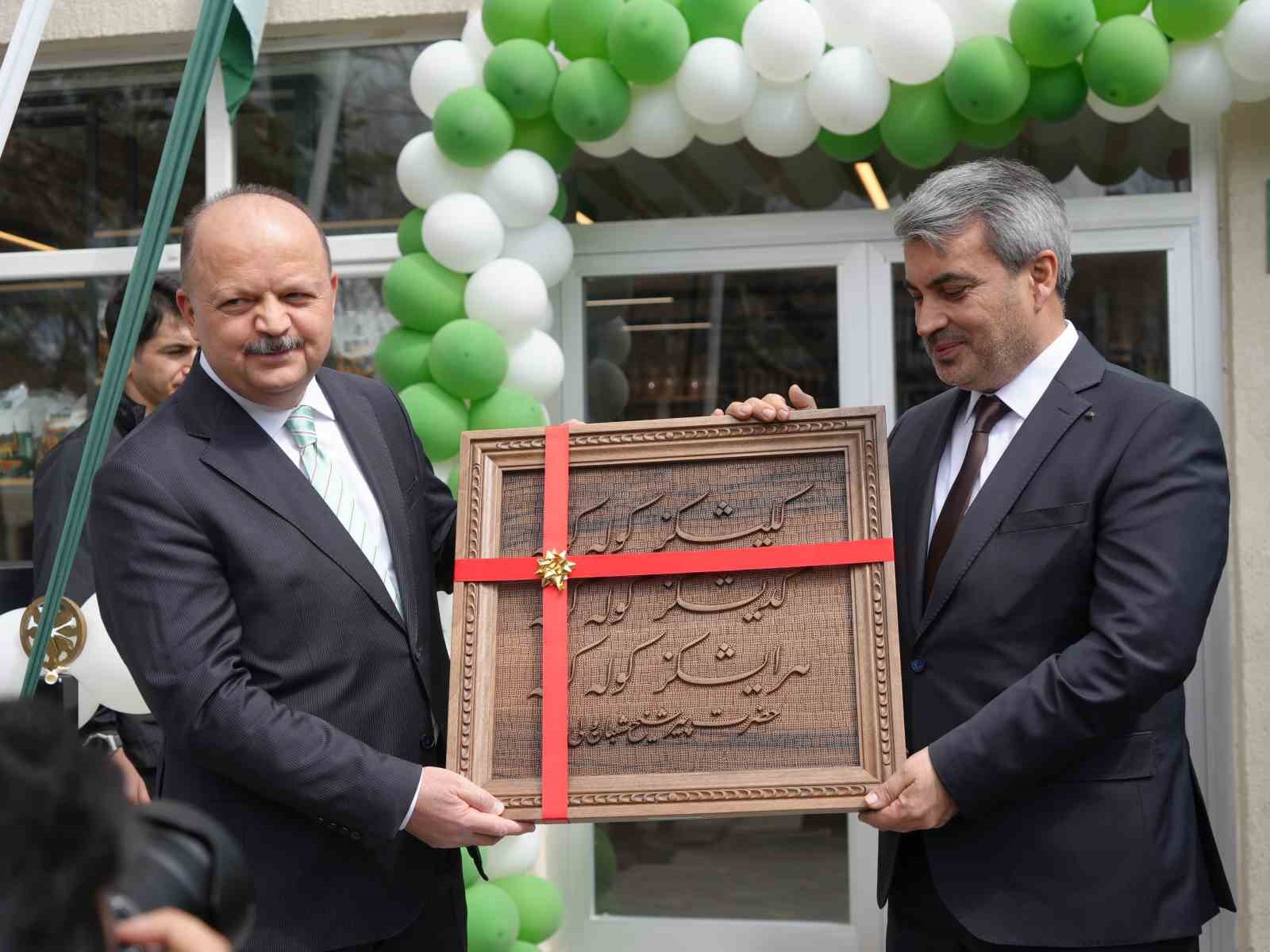 Türkiye’nin ilk ‘ekolojik market’i açıldı
