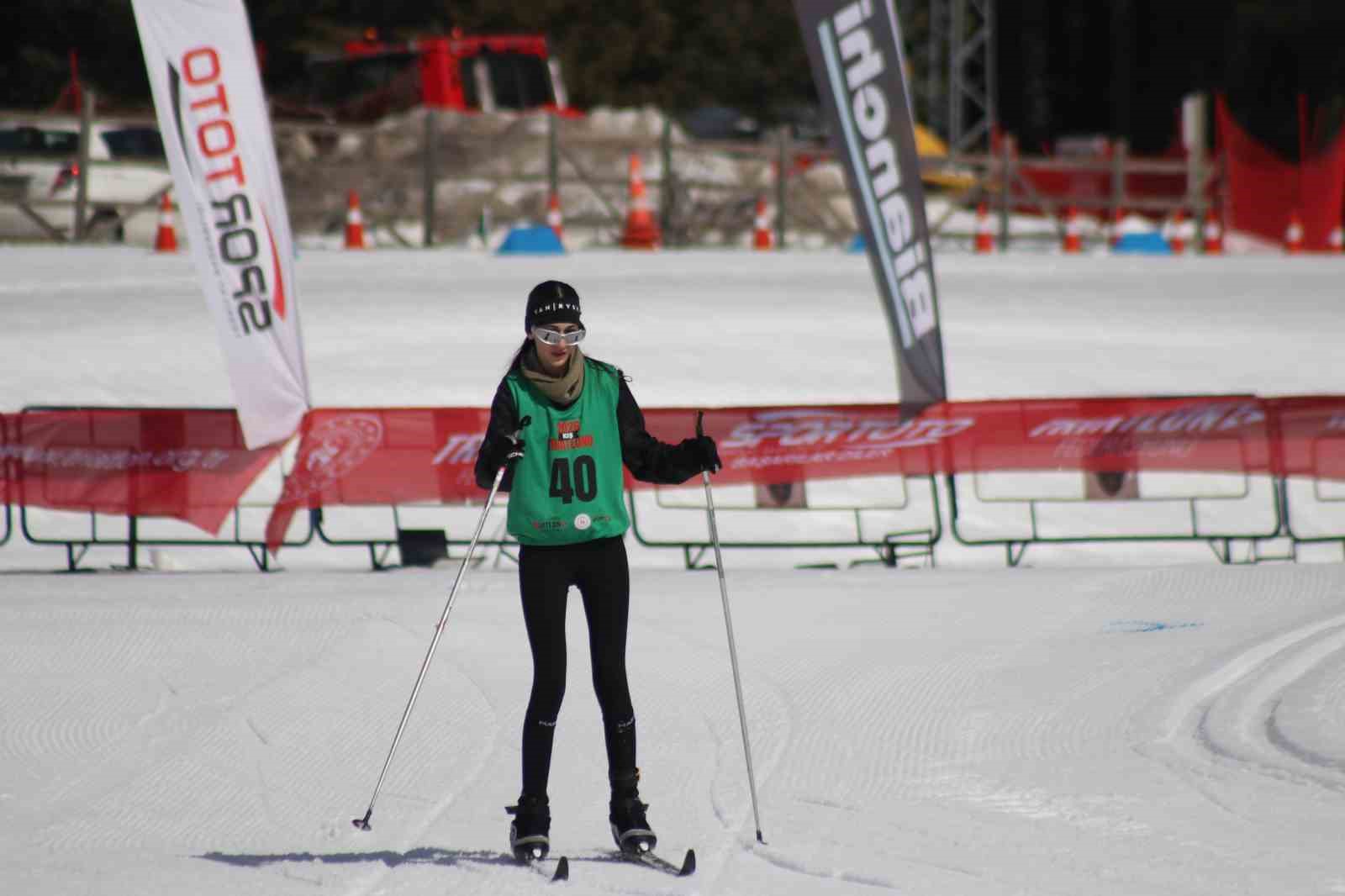 Türkiye’nin ilk kış triatlonu Bolu’da yapıldı
