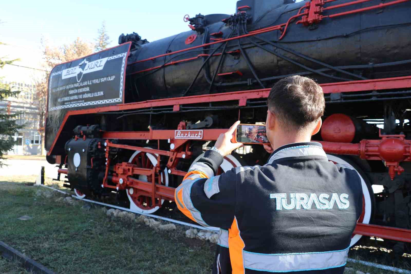 Türkiye’nin ilk yerli lokomotifi ’Bozkurt’, tarihe ışık tutuyor
