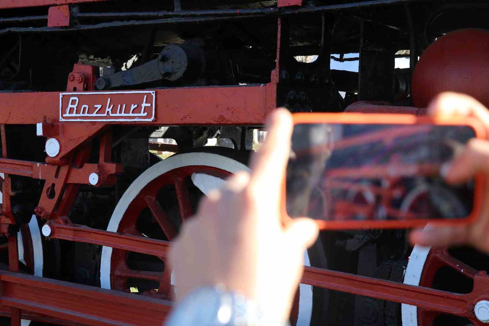 Türkiye’nin ilk yerli lokomotifi ’Bozkurt’, tarihe ışık tutuyor
