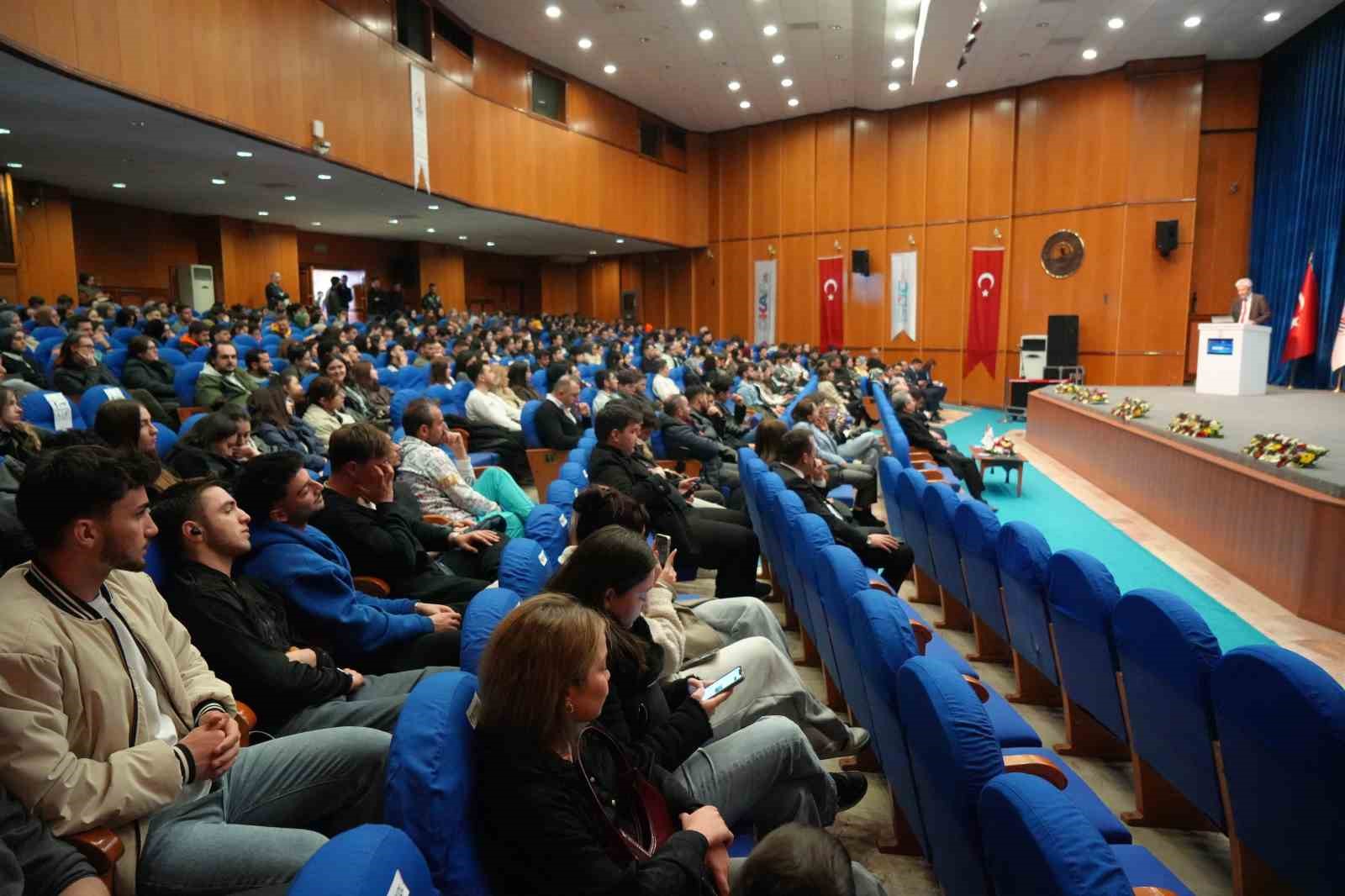 "Türkiye’nin Miami’si" Samsun’un estetikte markalaşma hikayesi
"Türkiye’nin Miami’si" Samsun’un estetikte markalaşma hikayesi