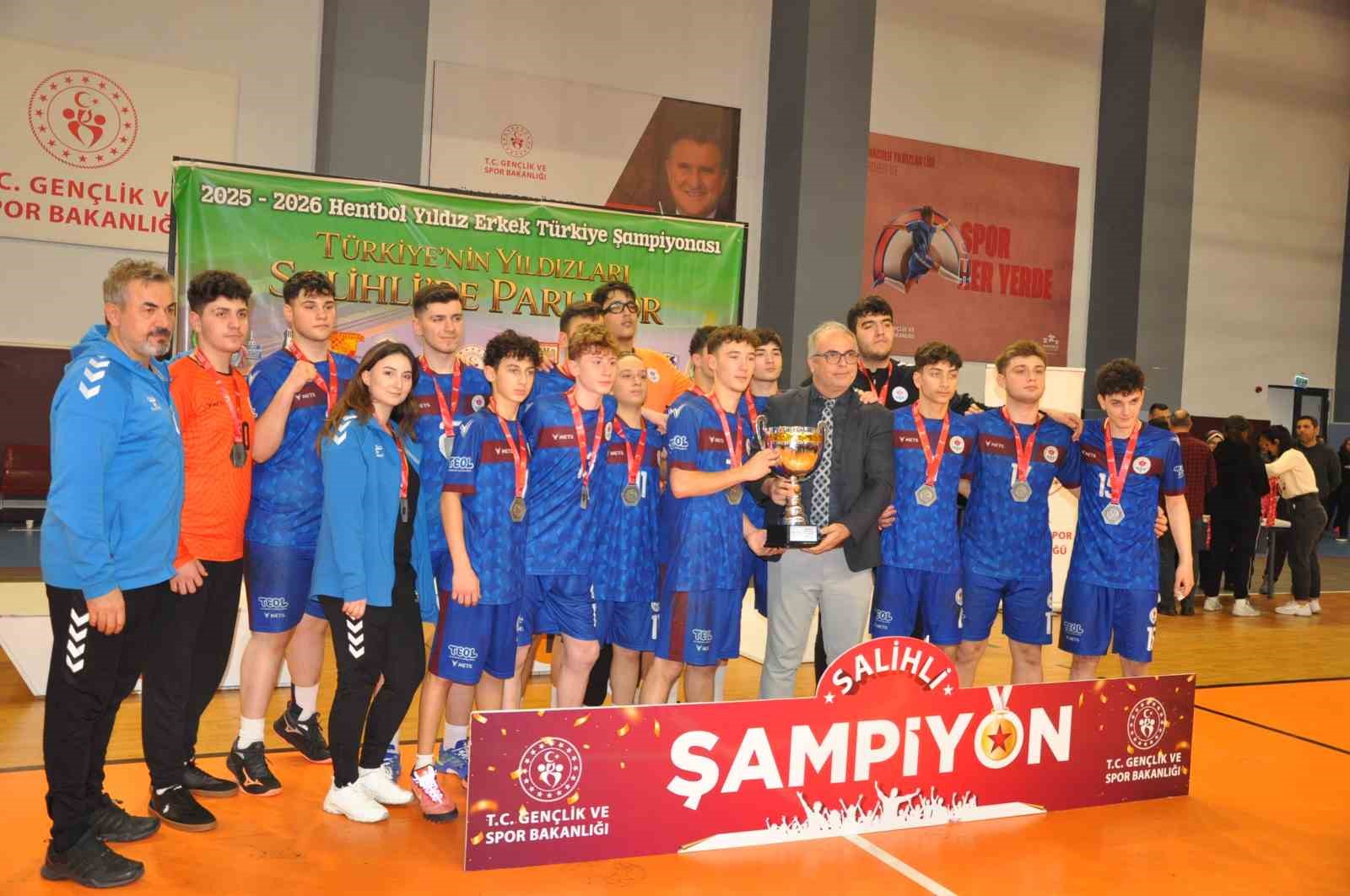 Türkiye’nin Yıldızları Salihli’de parladı: Hentbolda şampiyon Beşiktaş!
Türkiye’nin Yıldızları Salihli’de parladı: Hentbolda şampiyon Beşiktaş!