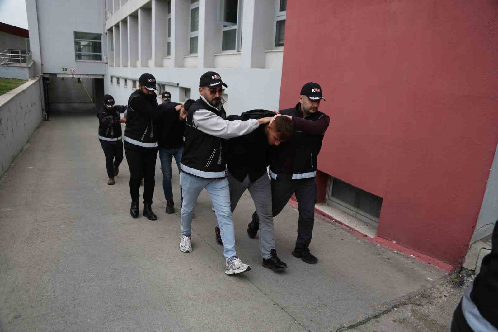 Tutuklanan suç örgütü üyeleri 19 yaşındaki genci de öldürmüş
