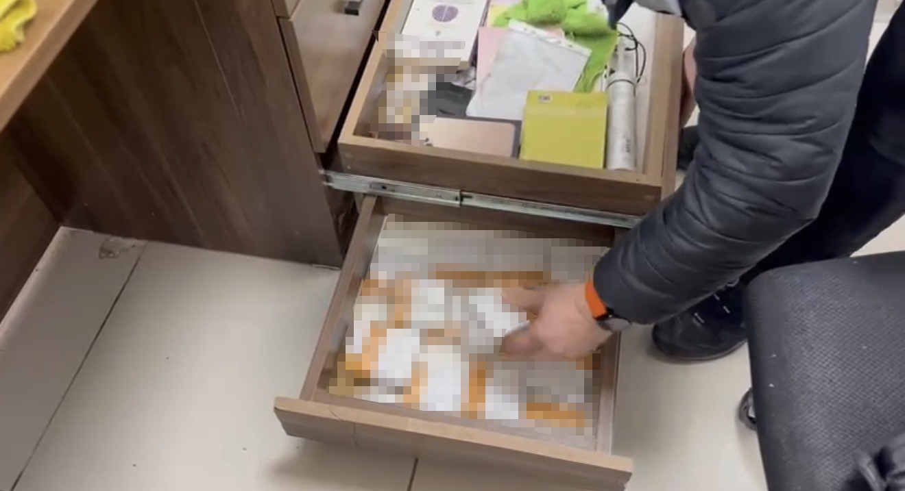 Tütün operasyonunda iş yeri ve depoya baskın
