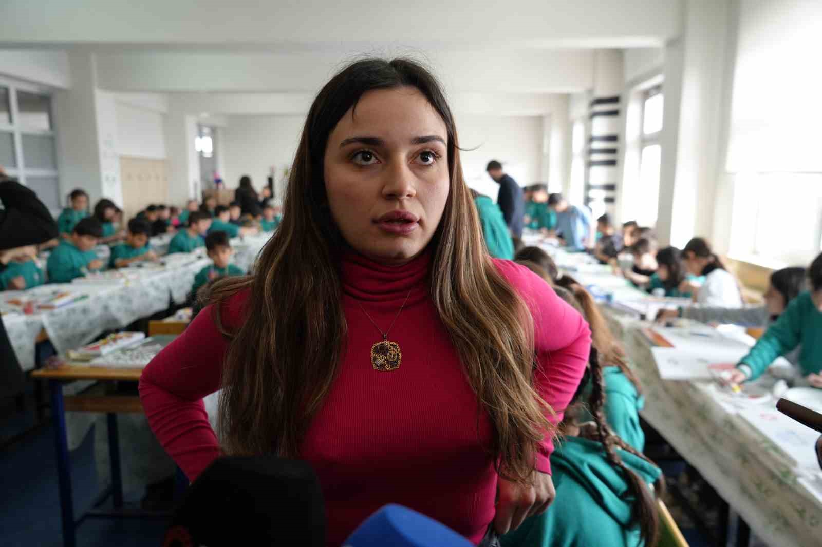 Tuval başında umut: Erzincanlı çocuklar sanatla buluştu
