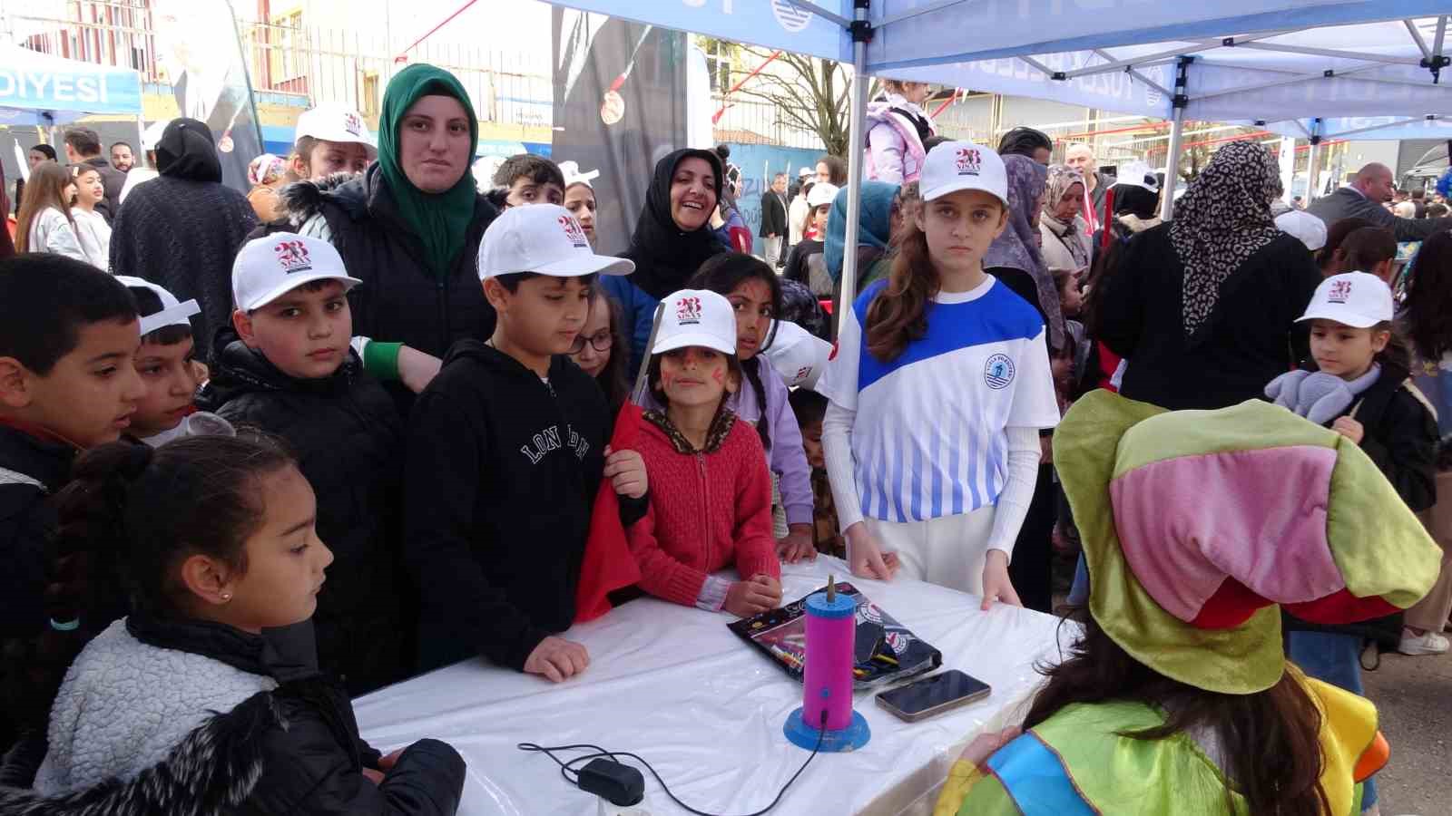 Tuzla İshakpaşa Parkı yenilenen yüzüyle hizmete açıldı
