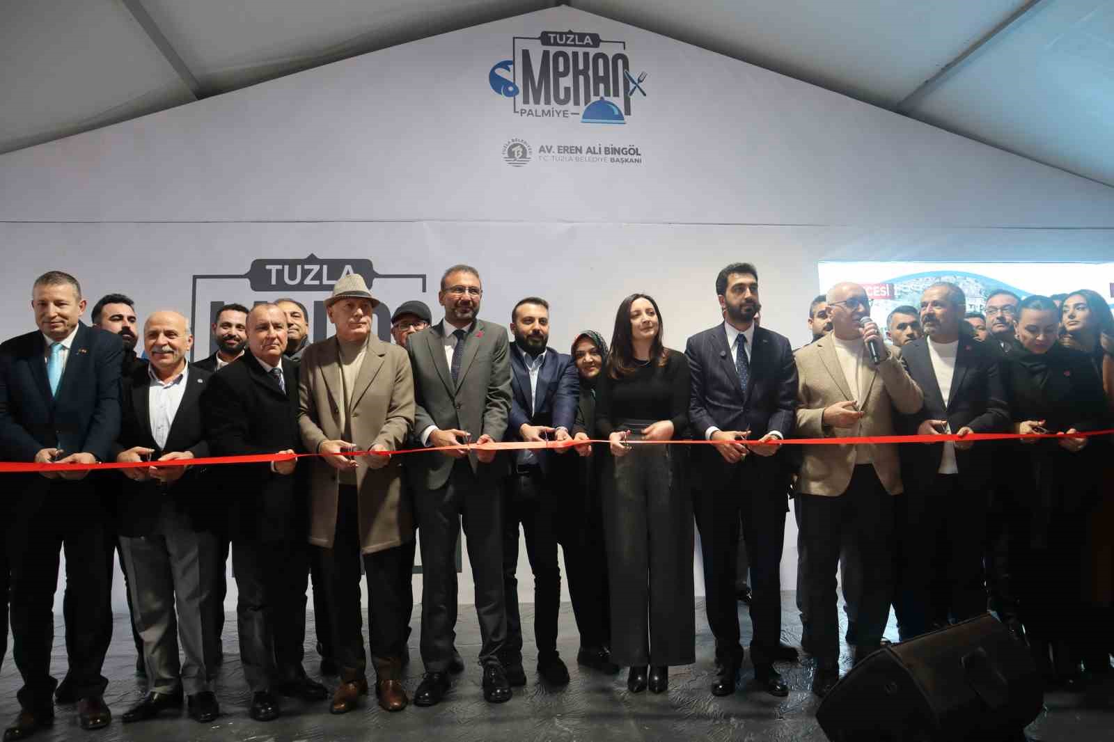 Tuzla Mekan Palmiye yenilenen yüzüyle hizmete açıldı
