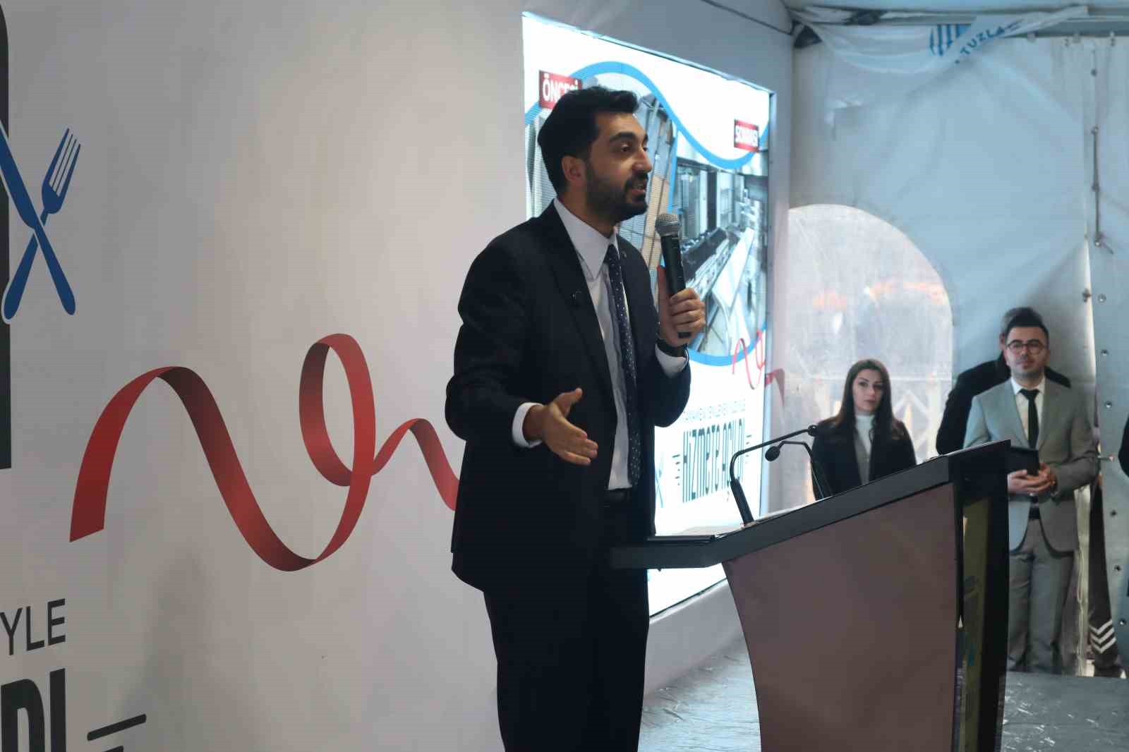 Tuzla Mekan Palmiye yenilenen yüzüyle hizmete açıldı
