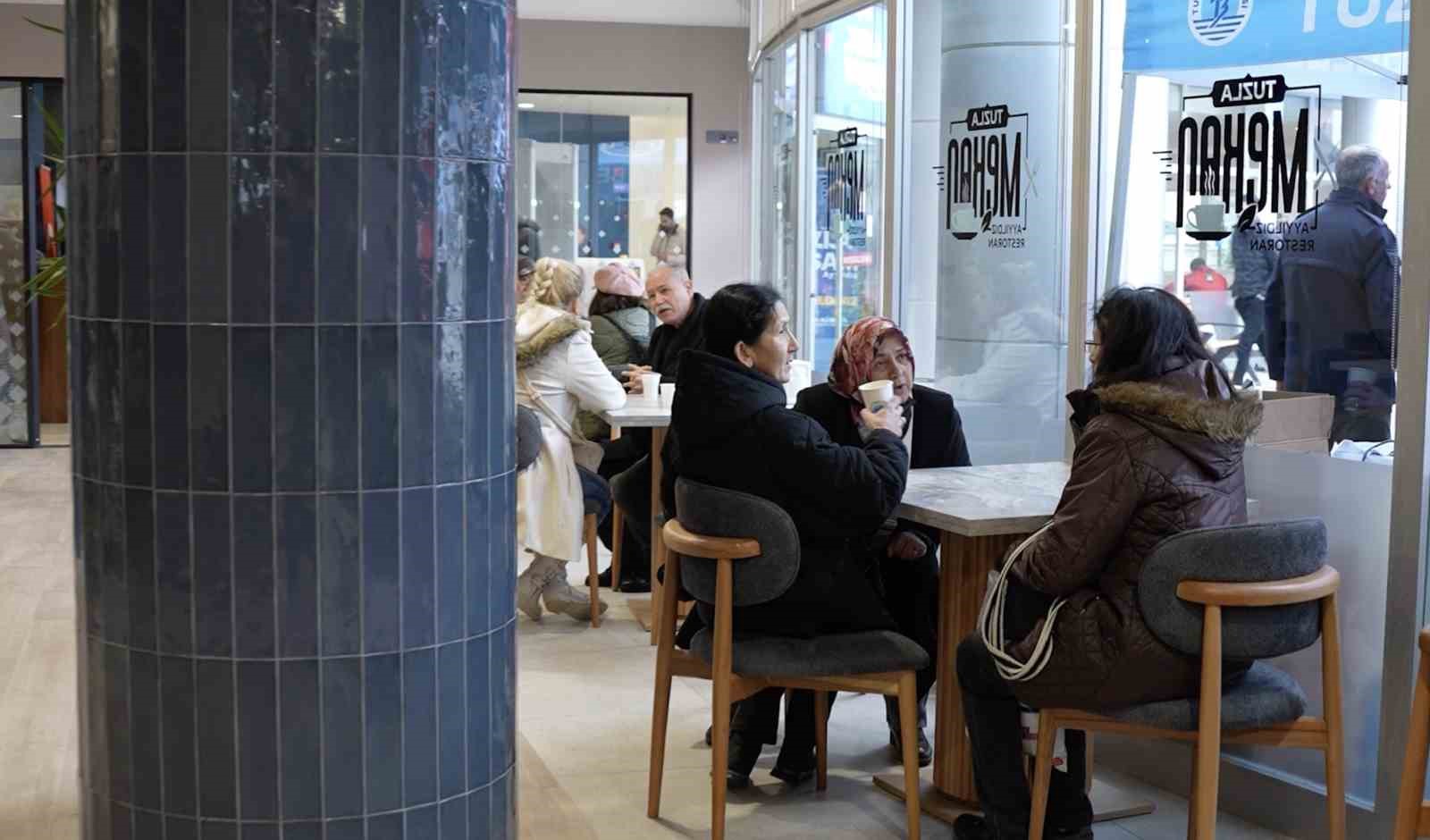 Tuzla Yaşam Ayyıldız ‘Semiha Kibar Sosyal Yaşam Merkezi’ hizmete açıldı
