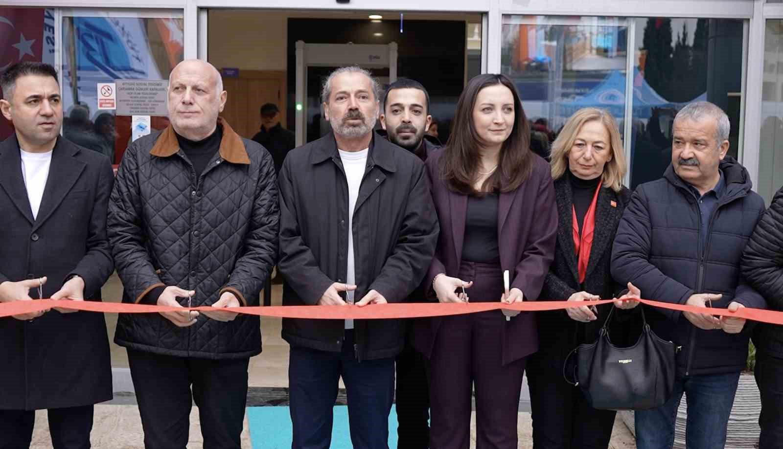 Tuzla Yaşam Ayyıldız ‘Semiha Kibar Sosyal Yaşam Merkezi’ hizmete açıldı
