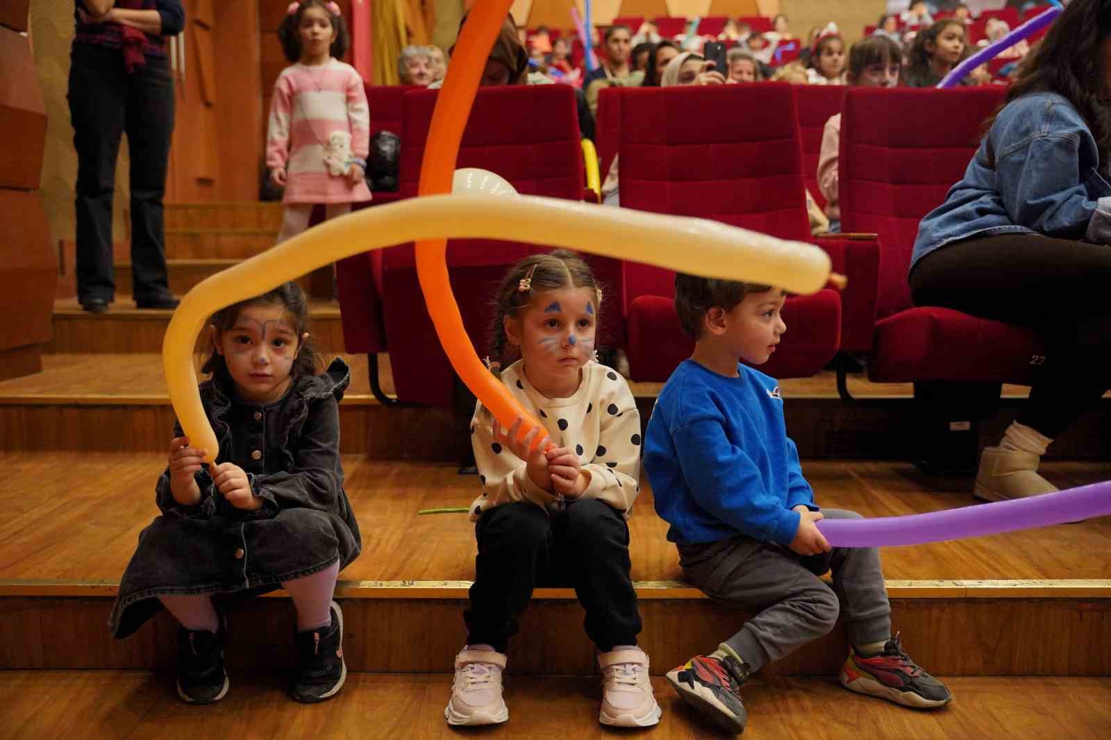 Tuzla’da annelere nefes aldıran hizmet: Saatlik Bakım Merkezleri
