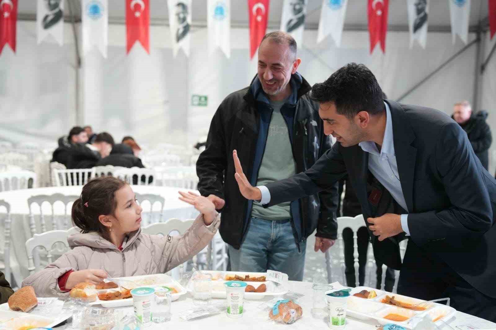 Tuzla’da ilk iftar yapıldı
